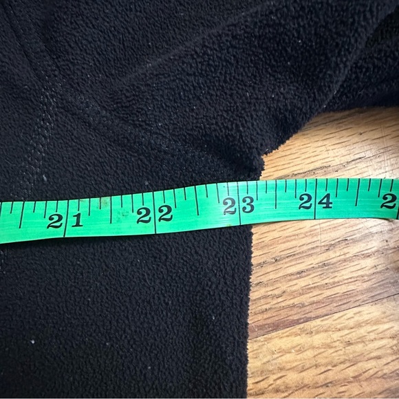 Tequila Tipsy And Tacos Fleece Jacket Size Medium Made In Ghana Pilling - Picture 9 of 9